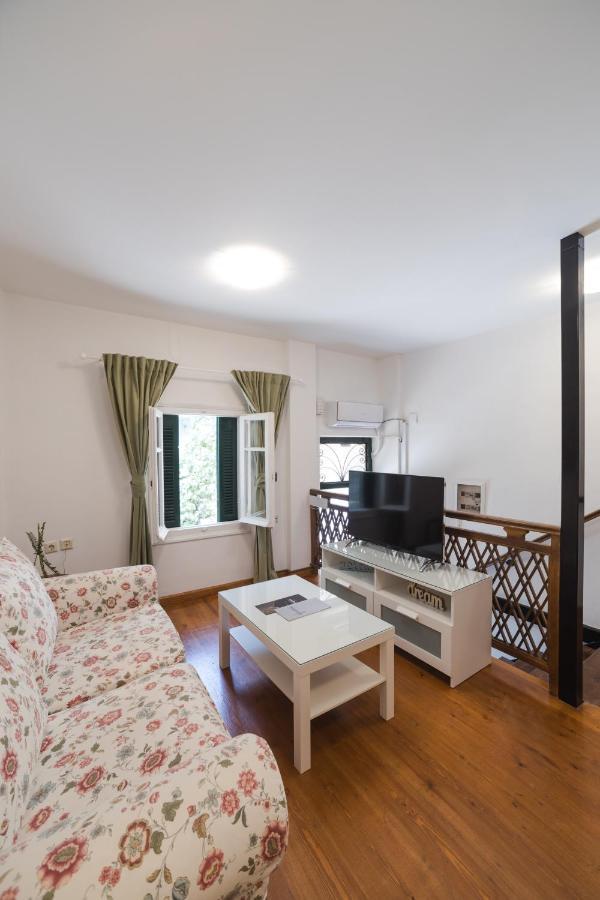 Anelia Boutique Apartments 나플리오 외부 사진