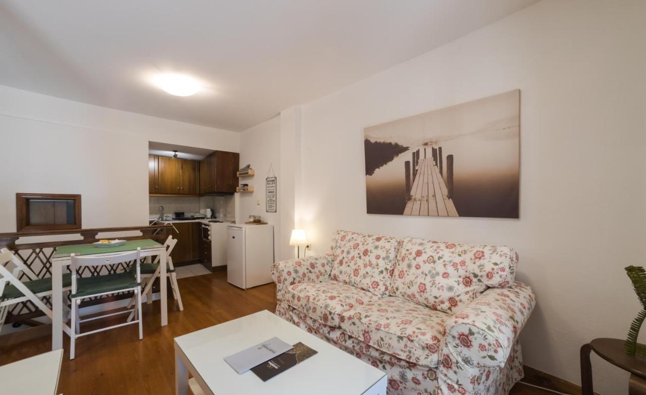 Anelia Boutique Apartments 나플리오 외부 사진